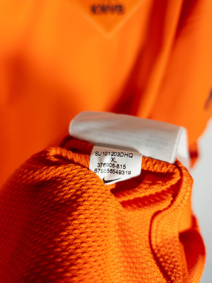 2010-11 Netherlands Home Shirt - detailed view