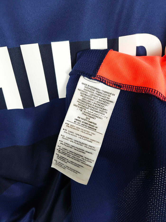 2015-16 PSV Away Shirt - detailed view