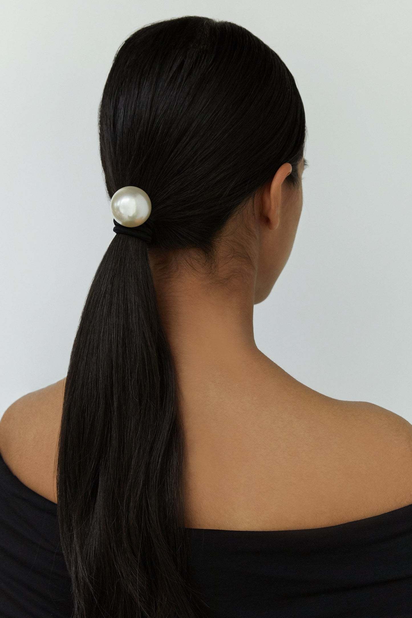 LARGE PEARL HAIR TIE