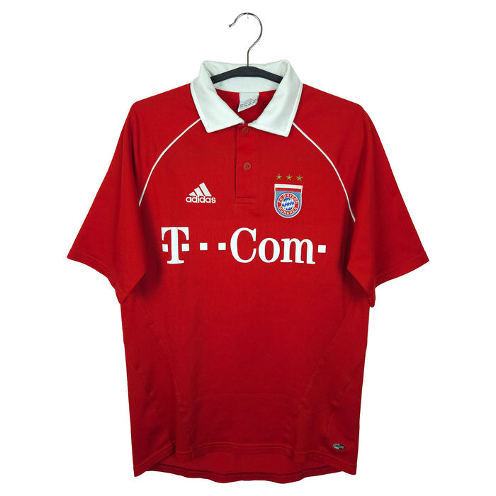 2005-06 Bayern Munich Home Shirt Makaay #10 - front view