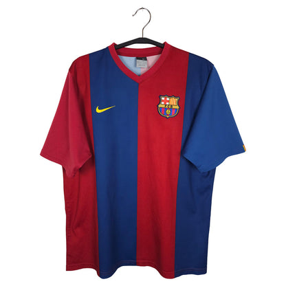 2006-07 Barcelona Home Shirt Ronaldinho #10 - front view