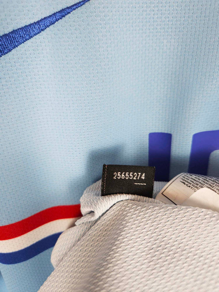 2008-09 Netherlands Away Shirt Sneijder #10 - detailed view