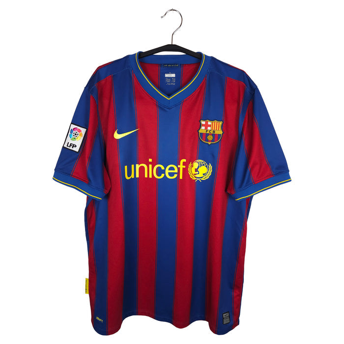 2009-10 Barcelona Home Shirt Messi #10 - front view