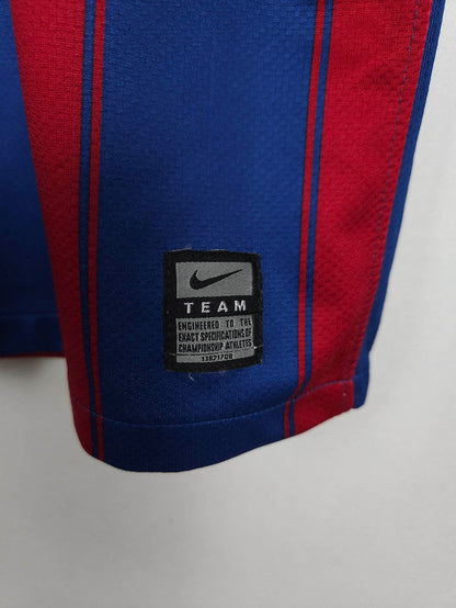 2009-10 Barcelona Home Shirt Messi #10 - detailed view