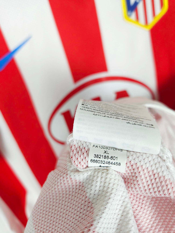 2010-11 Atletico Madrid Home Shirt - detailed view