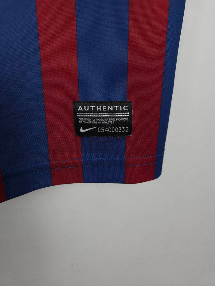 2011-12 Barcelona Home Shirt Messi #10 - detailed view