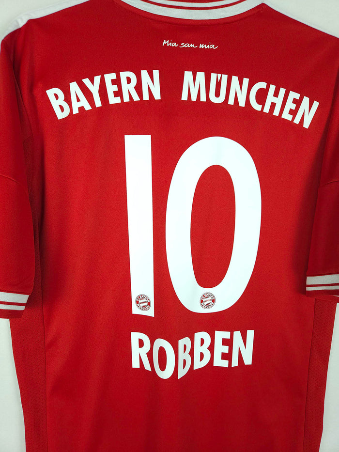 2013-14 Bayern Munich Home Shirt Robben #10 - detailed view
