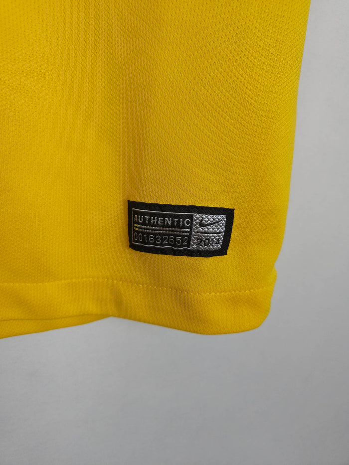2014-15 Brazil Home Shirt Neymar Jr #10 - detailed view