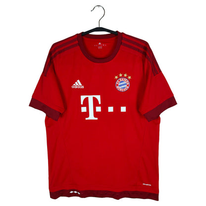 2015-16 Bayern Munich Home Shirt Costa #11 - front view