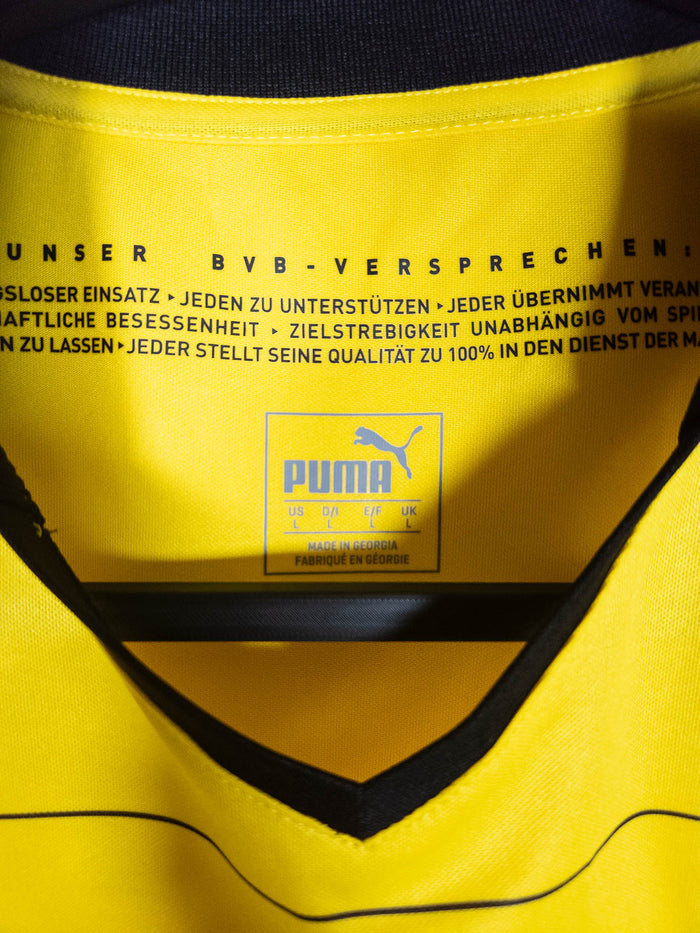 2015-16 Borussia Dortmund Home Shirt - detailed view