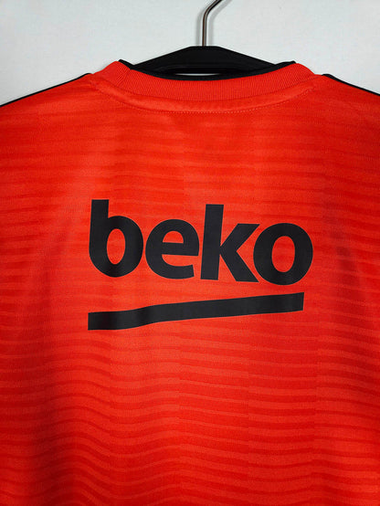 2018-19 Besiktas Third Shirt - detailed view