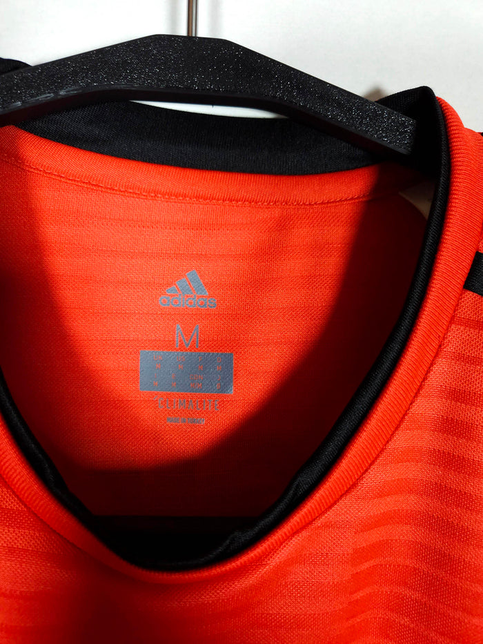 2018-19 Besiktas Third Shirt - detailed view