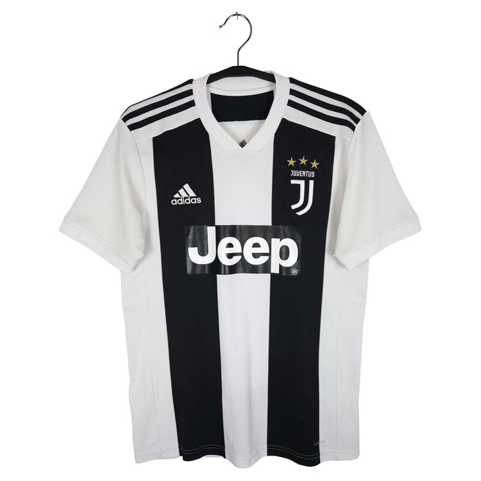2018-19 Juventus Home Shirt Ronaldo #7 - front view