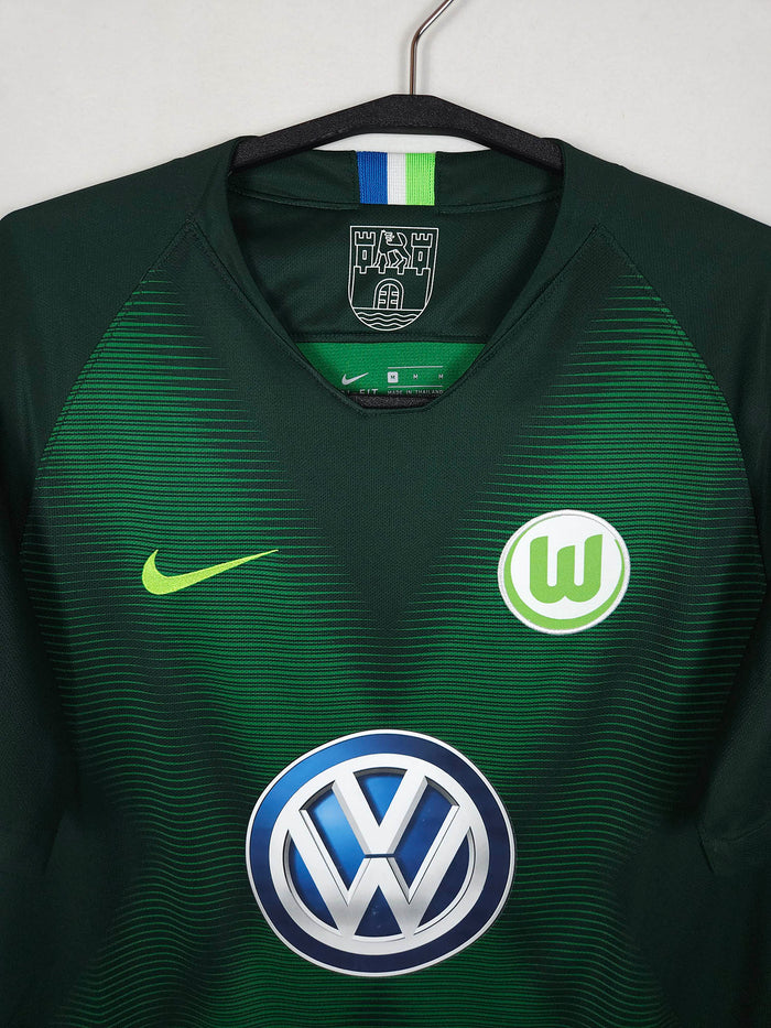 2018-19 Wolfsburg Home Shirt Weghorst #9 - detailed view