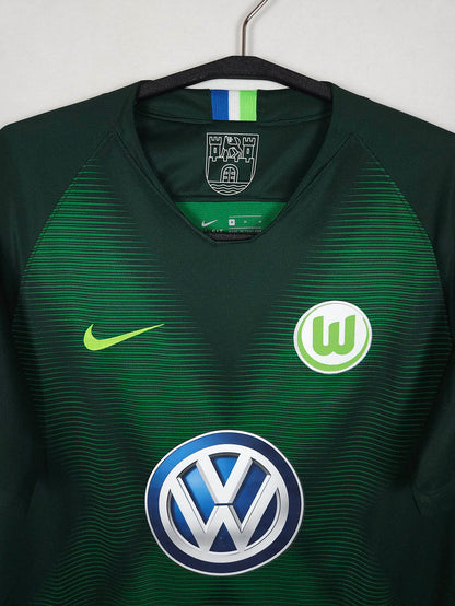 2018-19 Wolfsburg Home Shirt Weghorst #9 - detailed view