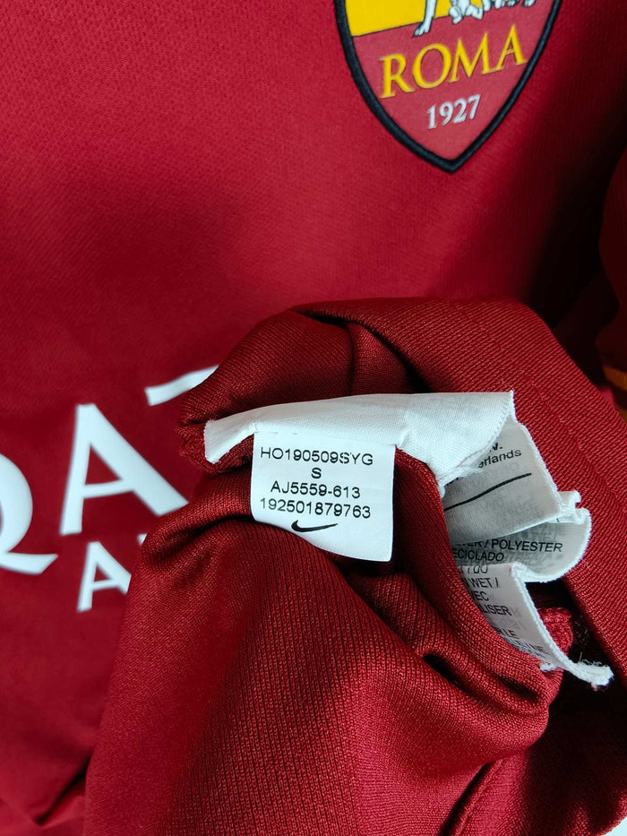 2019-20 AS Roma Home Shirt Totti #10 - detailed view