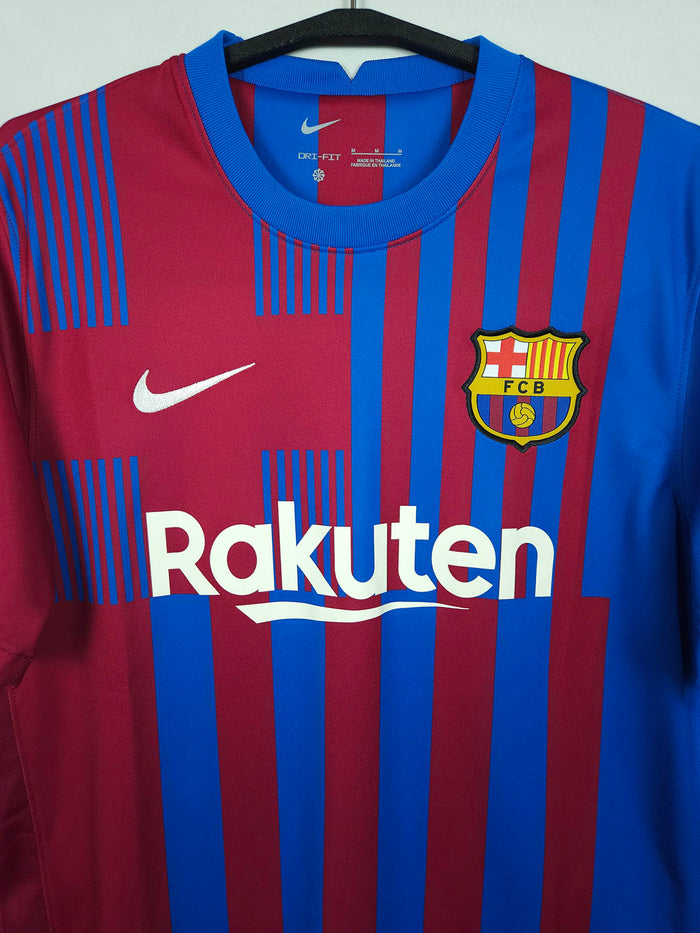 2021-22 Barcelona Home Shirt Memphis #9 - detailed view