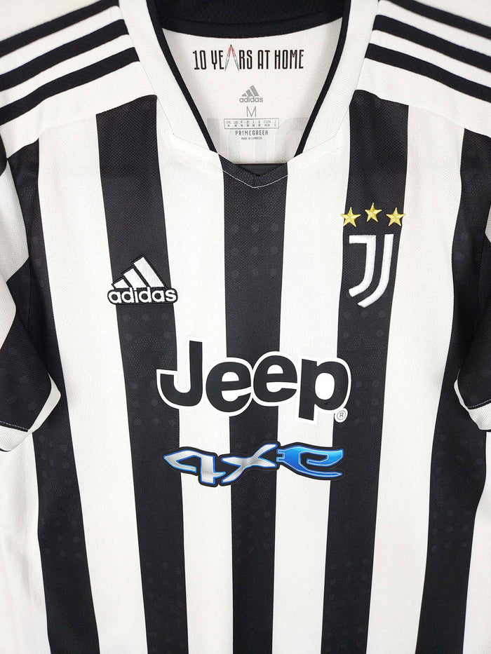 2021-22 Juventus Home Shirt Ronaldo #7 - detailed view