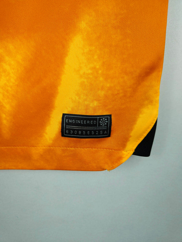 2022-23 Netherlands Home Shirt Memphis #10 - detailed view