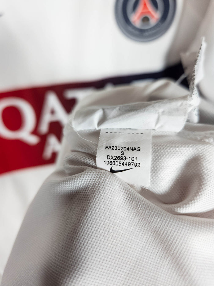 2023-24 Paris Saint-Germain Away Shirt - detailed view