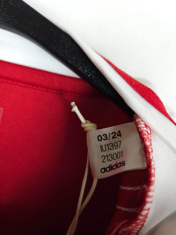 2024-25 Manchester United Home Shirt Højlund #9 - detailed view