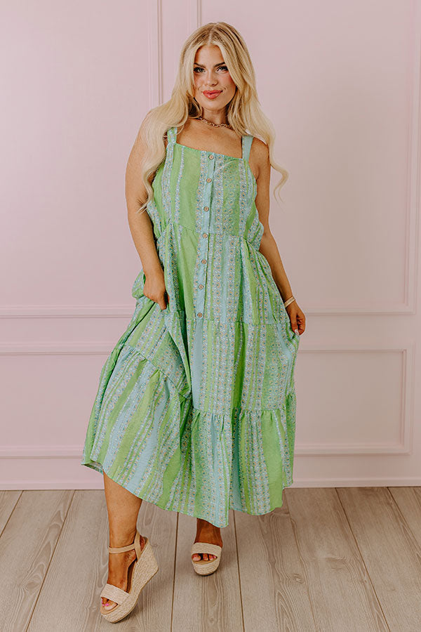 Sunny in Santa Barbara Midi in Kelly Green Curves
