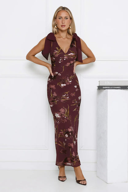 Catch The Vibe Maxi Dress Burgundy