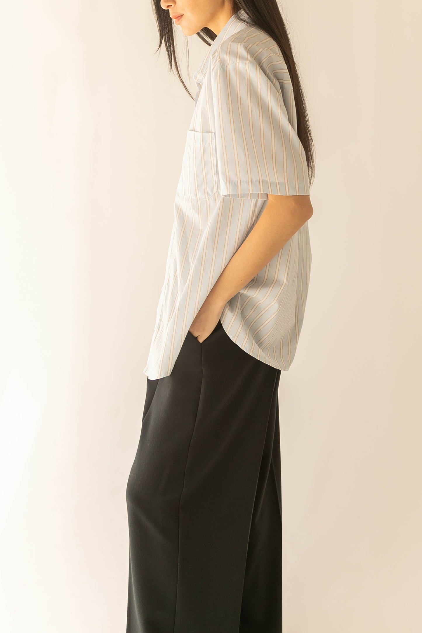 OVERSIZED BUTTON UP SHIRT