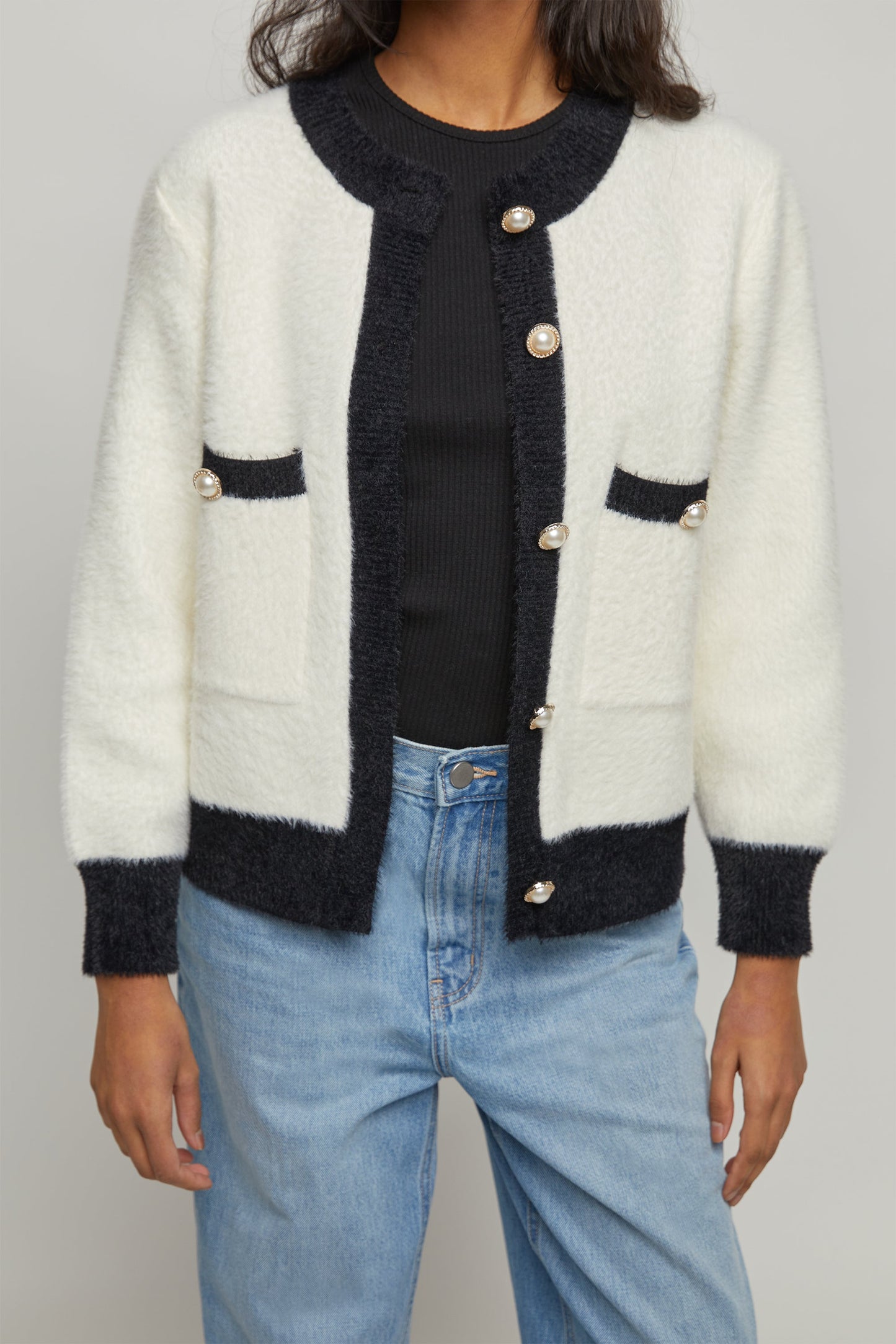 CONTRAST TRIM CARDIGAN