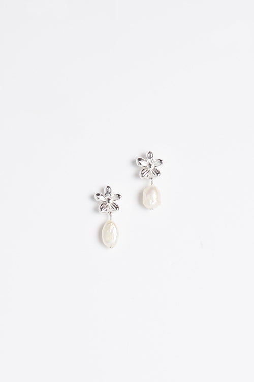 FLOWER STUD WITH PEARL EARRING
