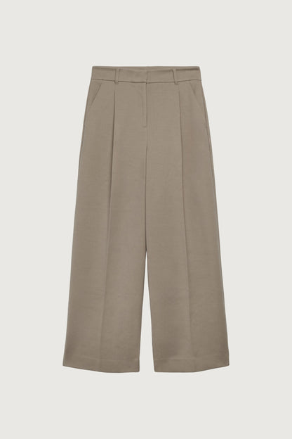 HIGH-RISE STRAIGHT LEG TROUSER WITH PLEATS