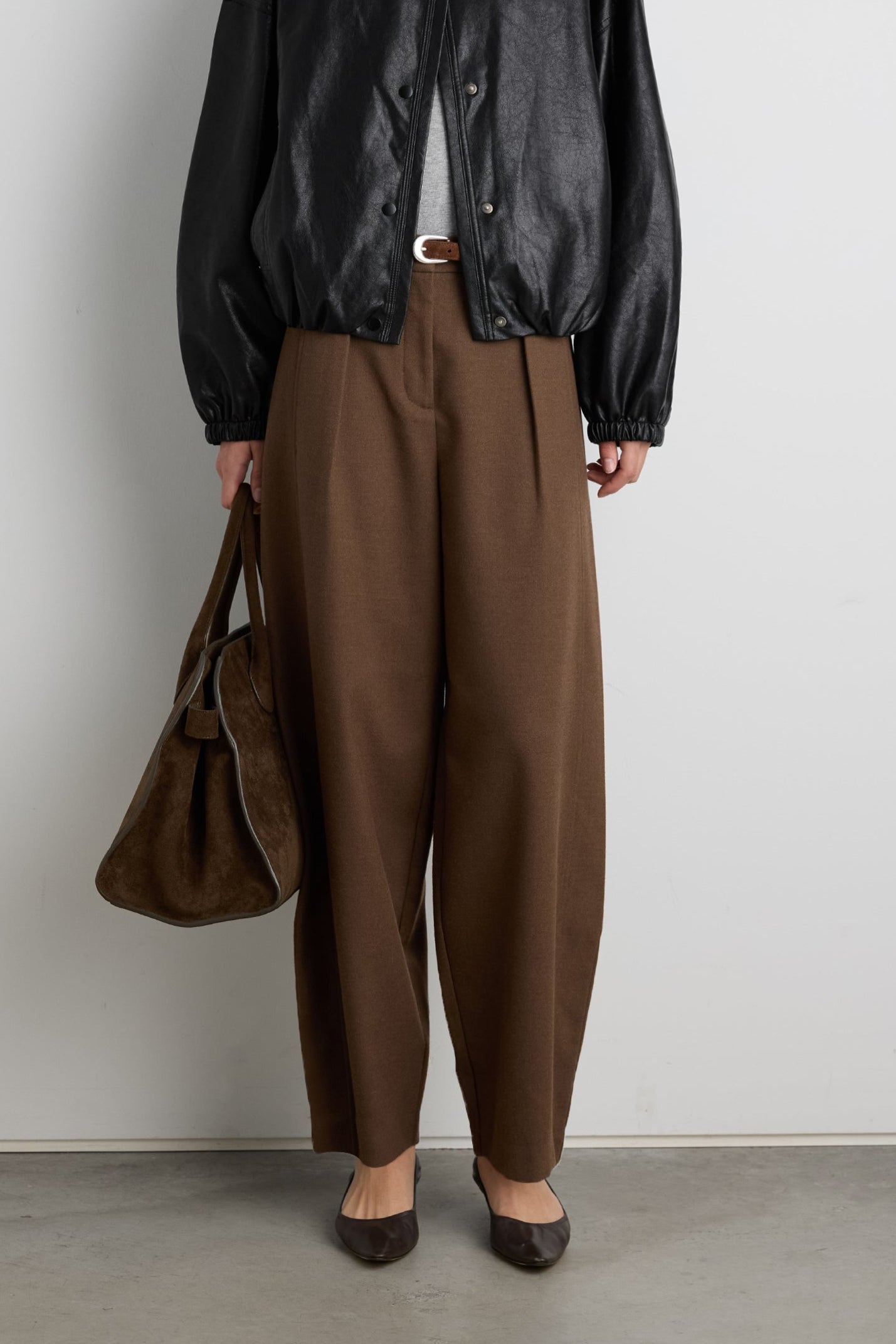 BARREL LEG TROUSER