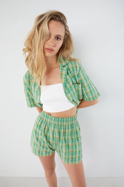 PLAID SHORT
