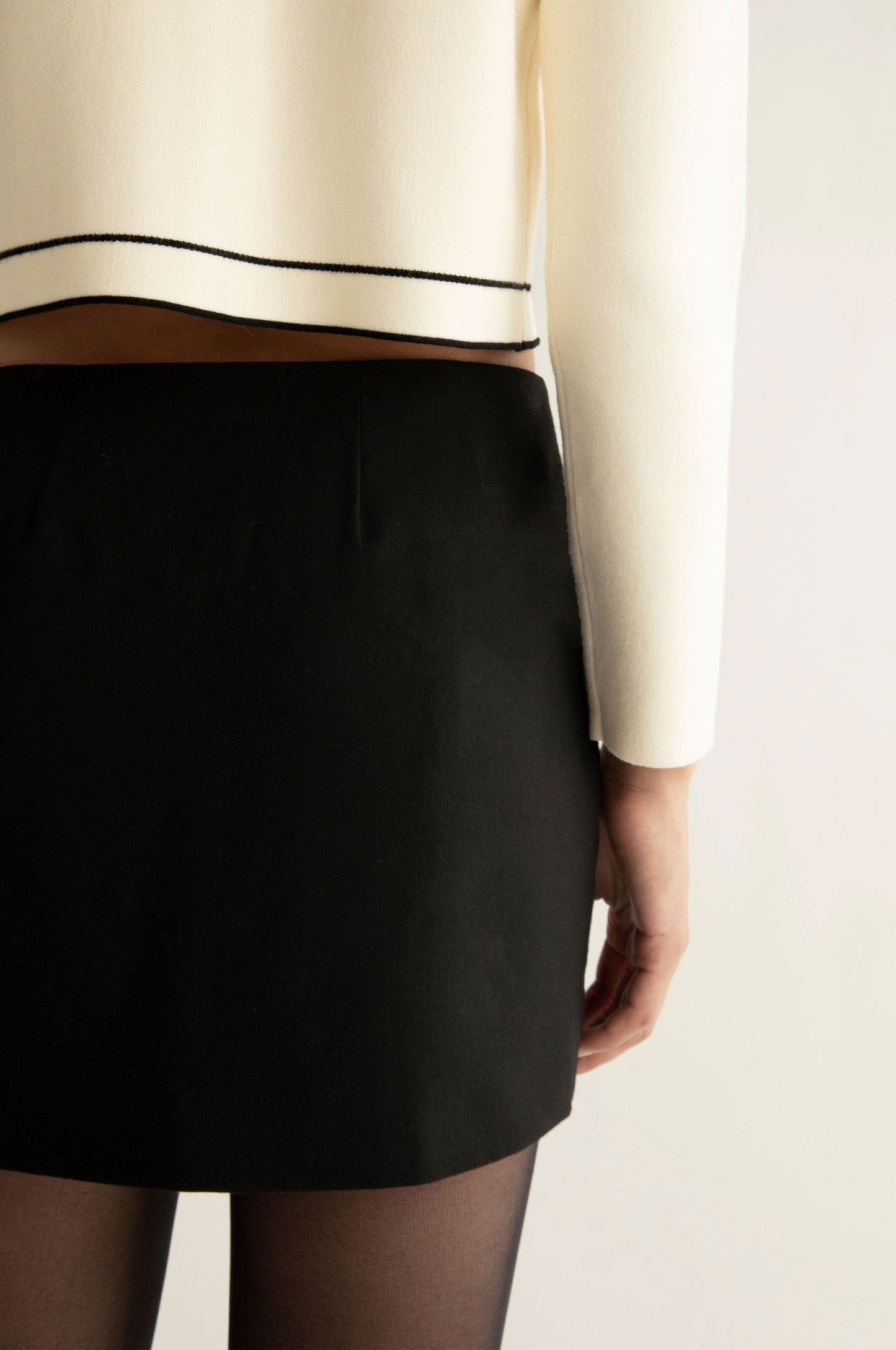 MINI SKIRT
