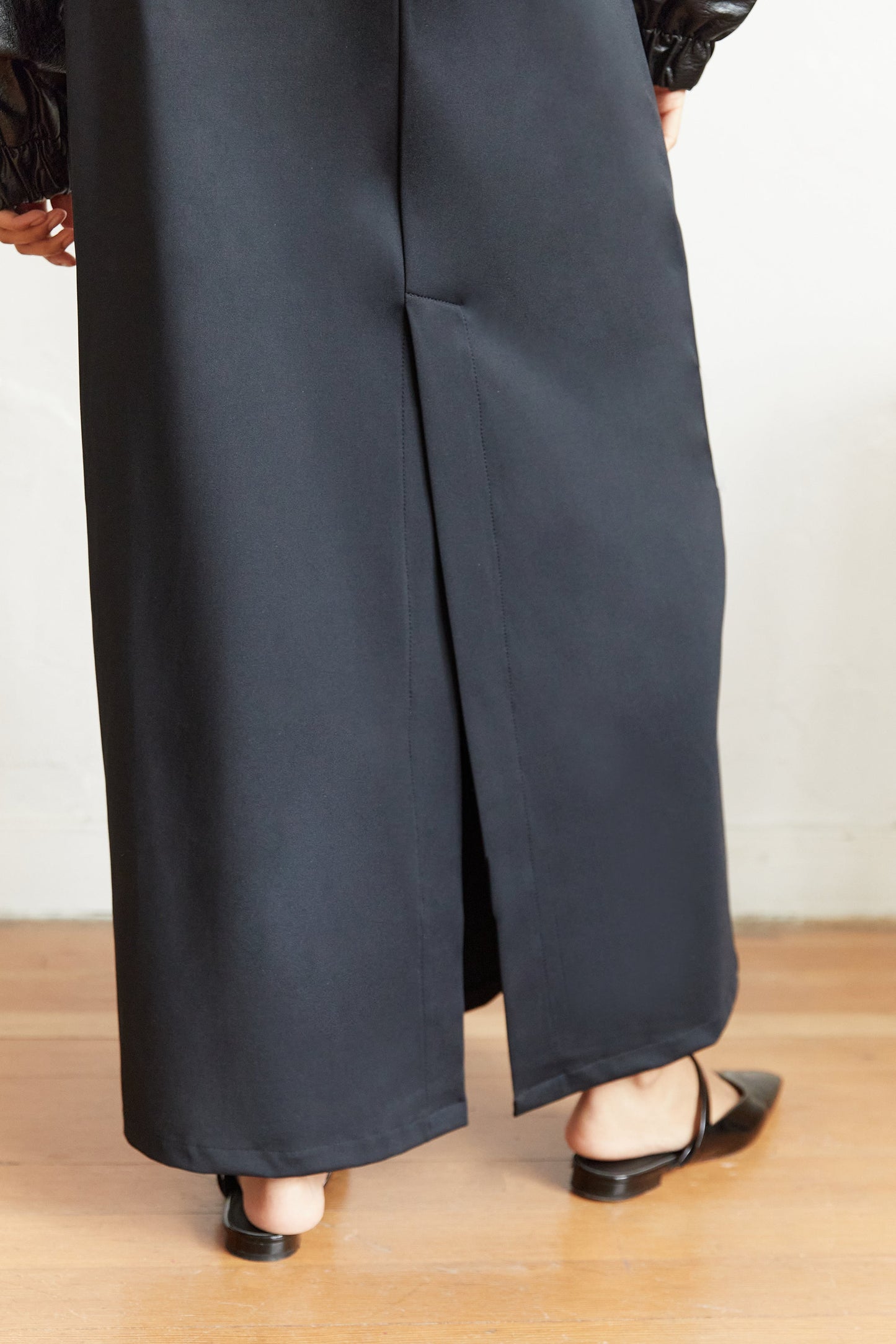 MAXI SKIRT WITH BACK SLIT