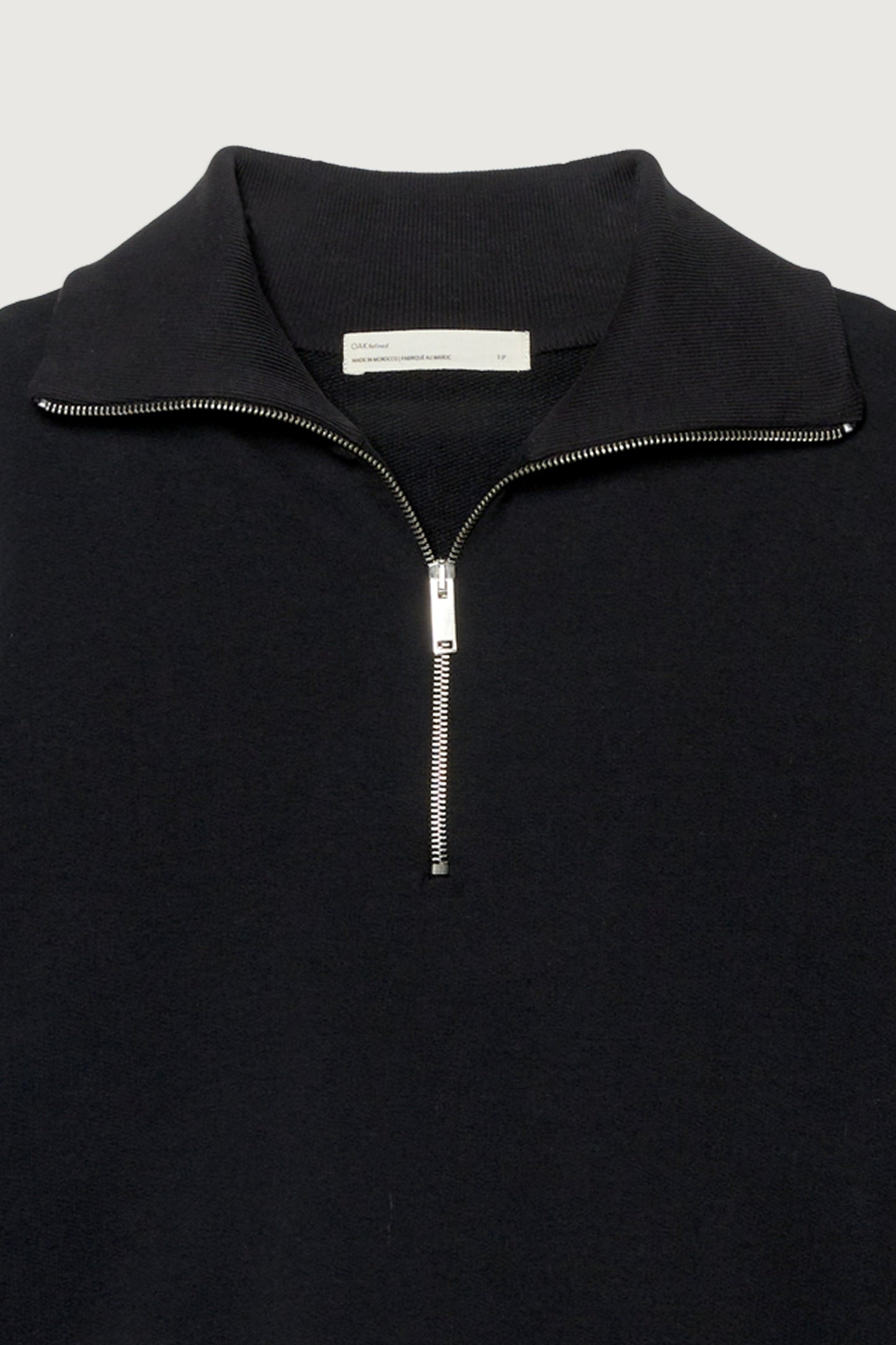 QUARTER ZIP SWEATSHIRT