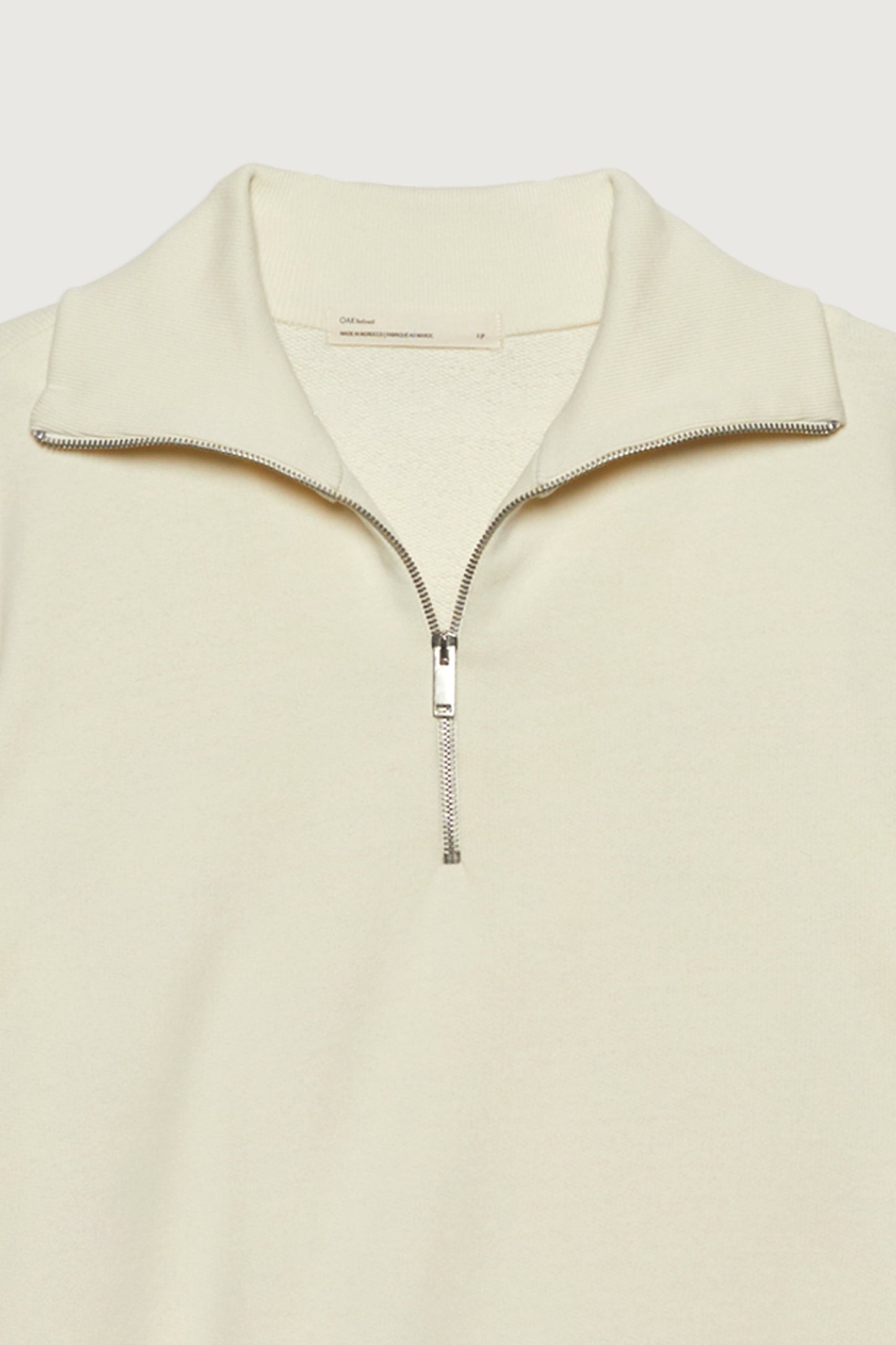 QUARTER ZIP SWEATSHIRT