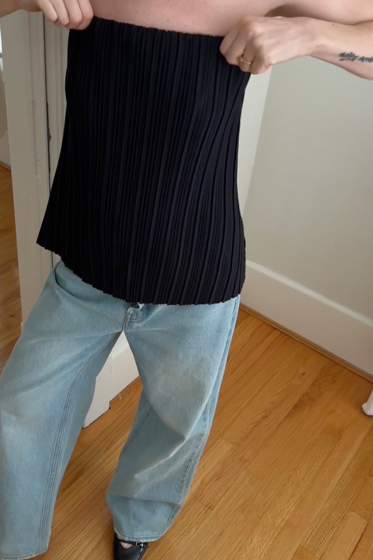 PLEATED TUBE TOP
