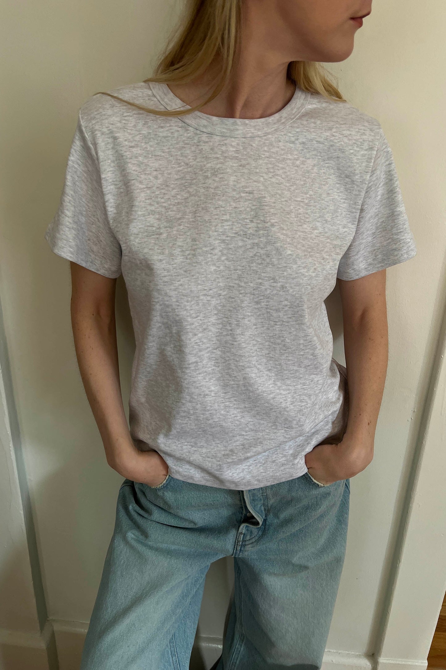 MIDWEIGHT COTTON CREWNECK T-SHIRT