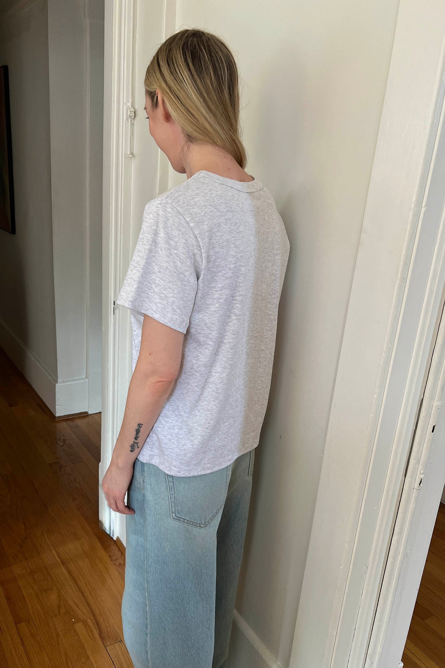 MIDWEIGHT COTTON CREWNECK T-SHIRT