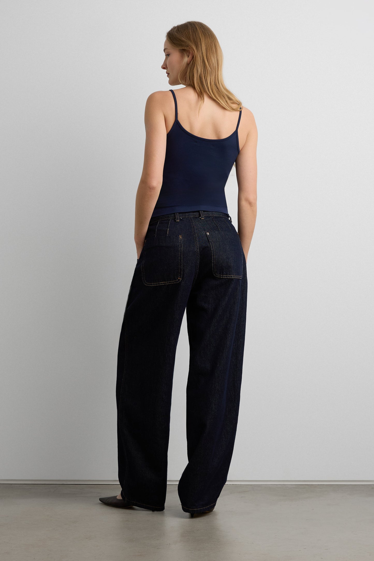 FORM CAMI TANK TOP