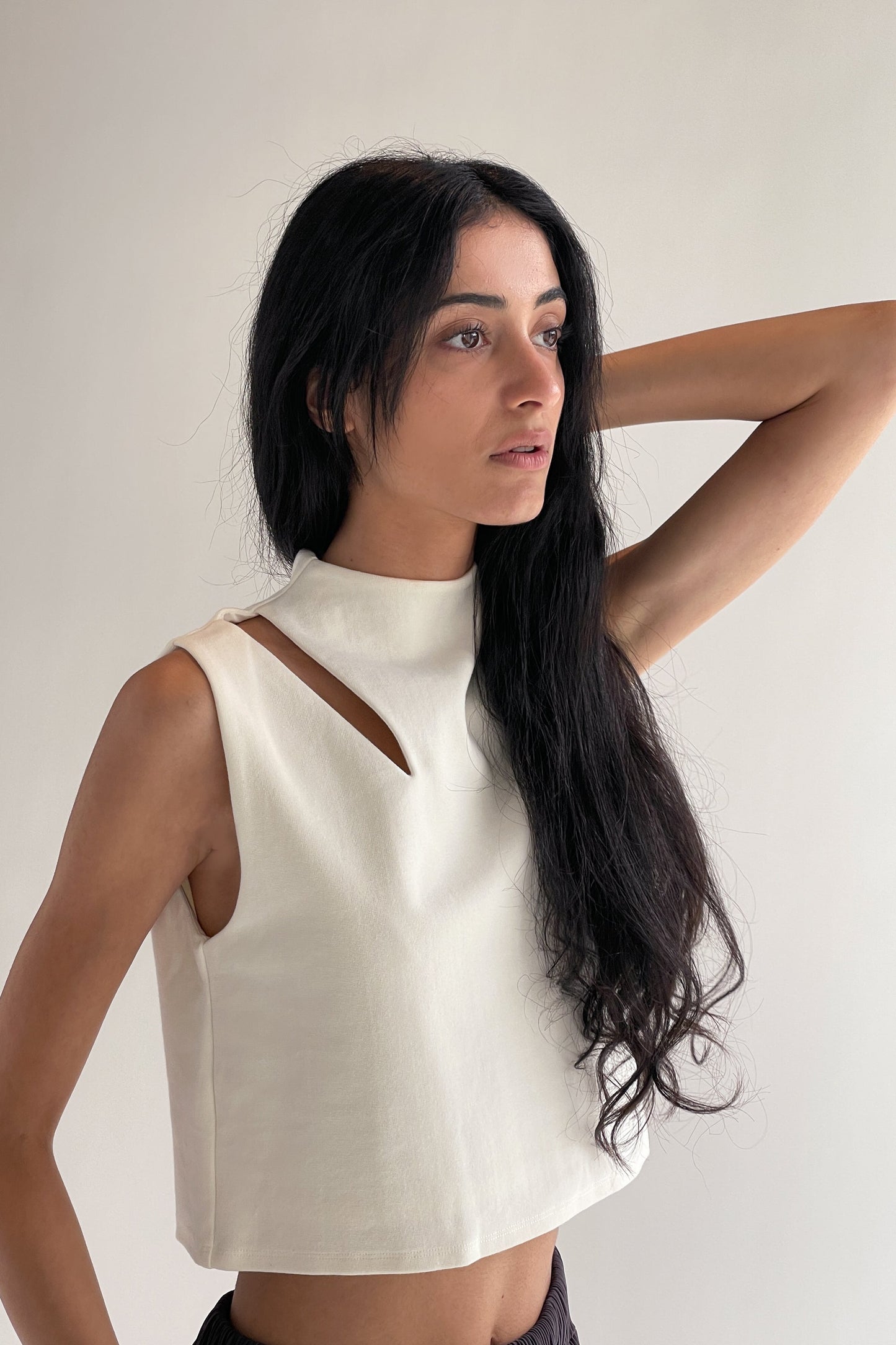 MOCKNECK WITH SLIT