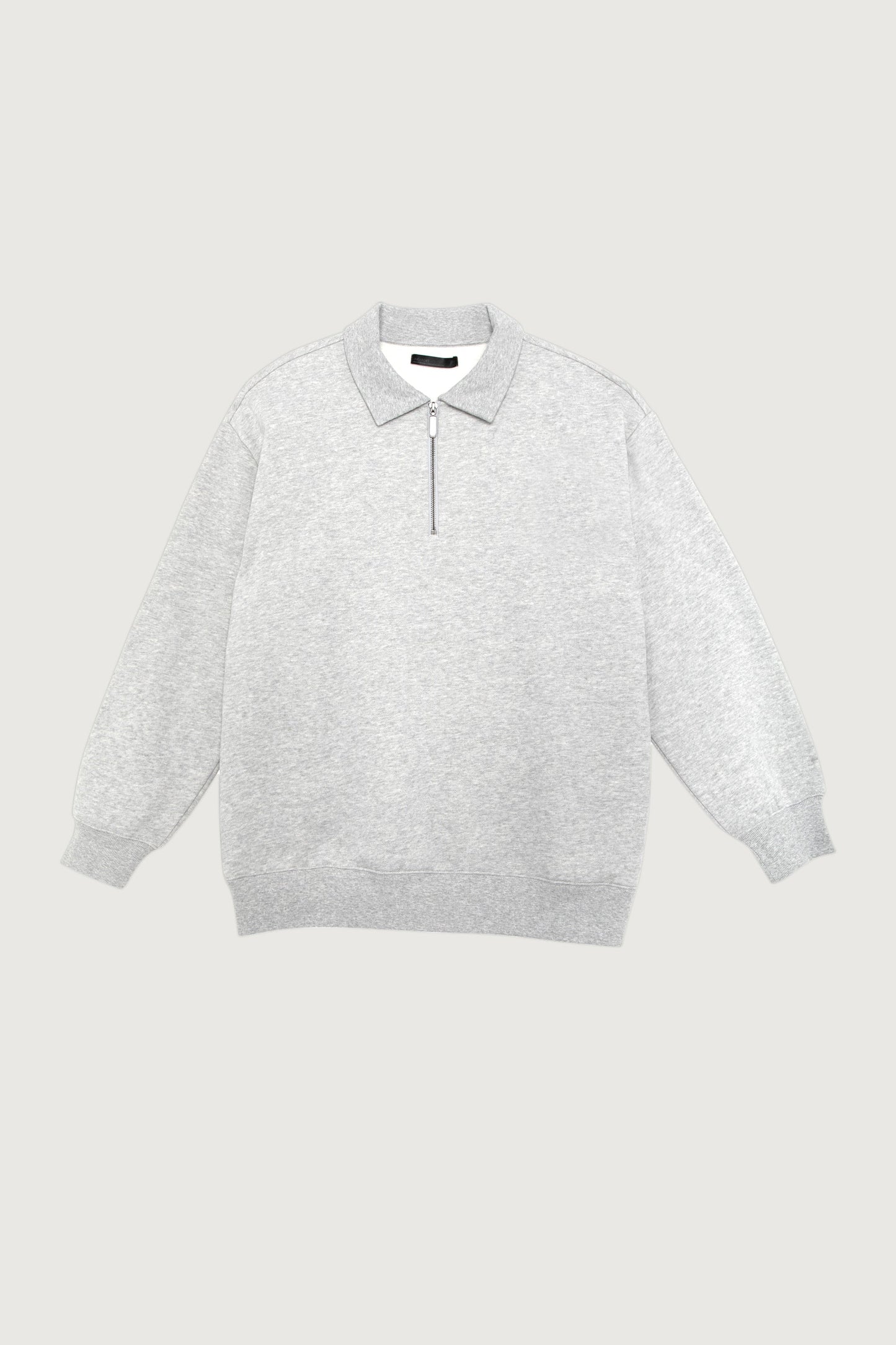 COLLARED HALF-ZIP SWEATSHIRT