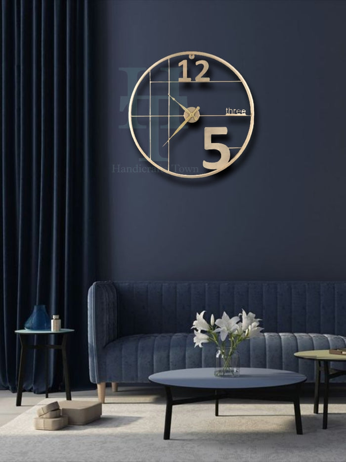 Alphabetic Metal Round Wall Clock (Gold)