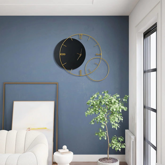Creative Black Metal Wall Clock