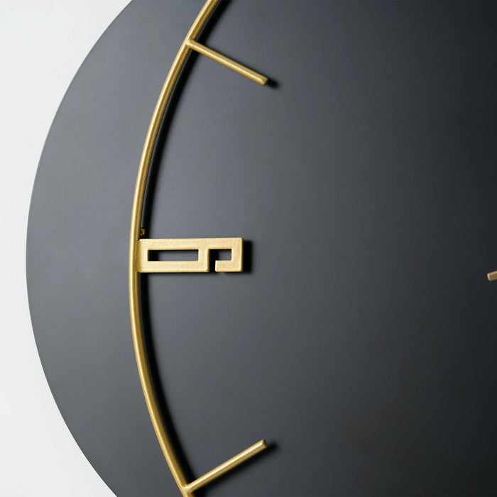 Creative Black Metal Wall Clock
