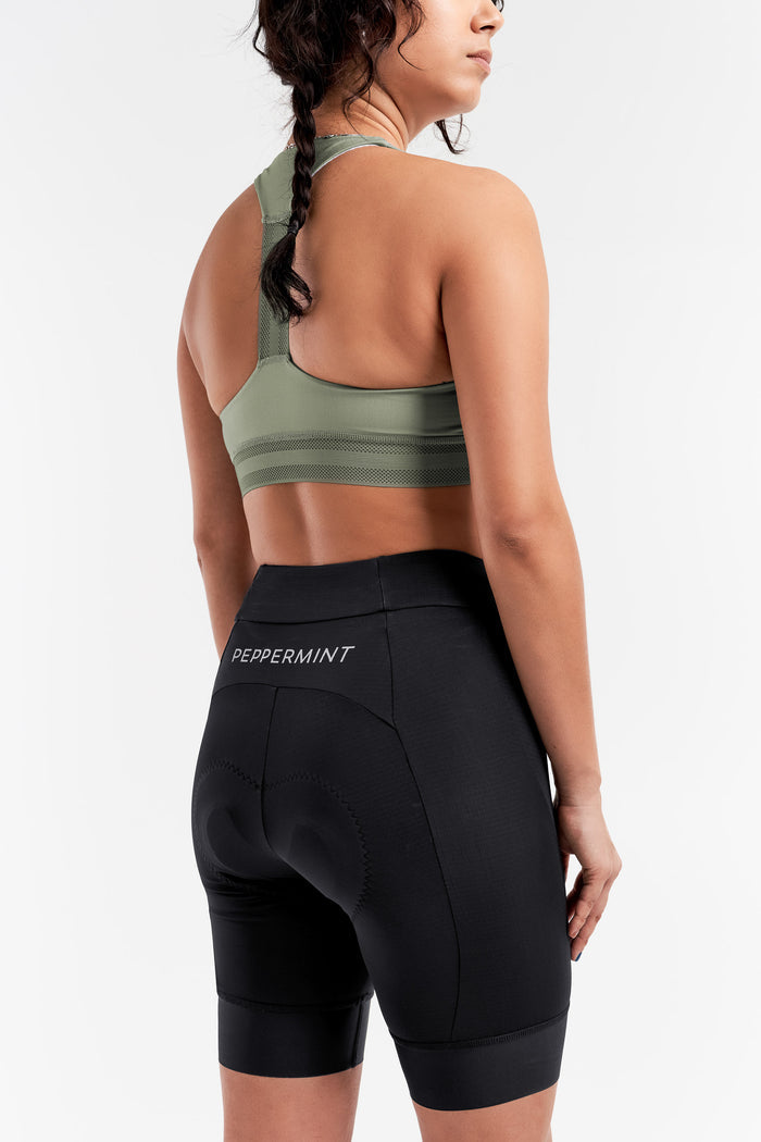 Signature Short