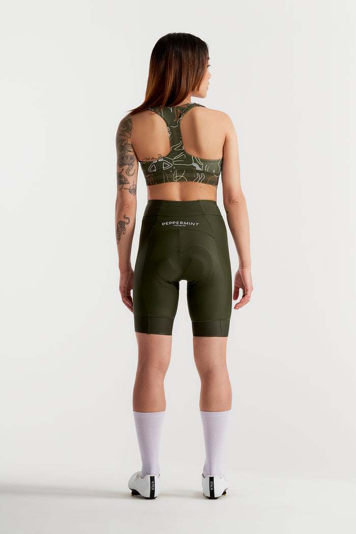 Signature Short